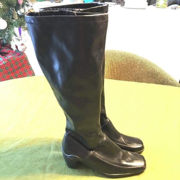 aerosoles stretch boots